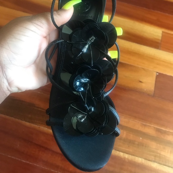 Tory Burch Heels - Picture 6 of 6